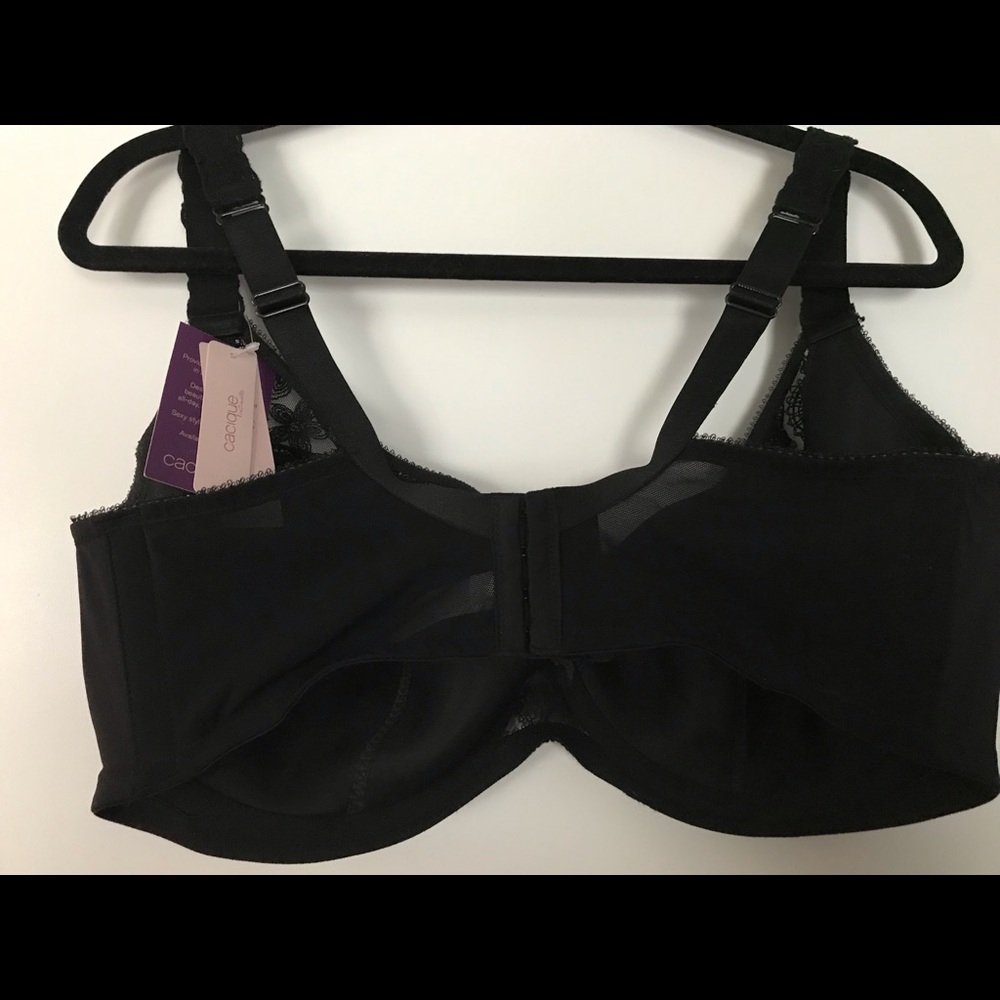 Full Coverage Bra.